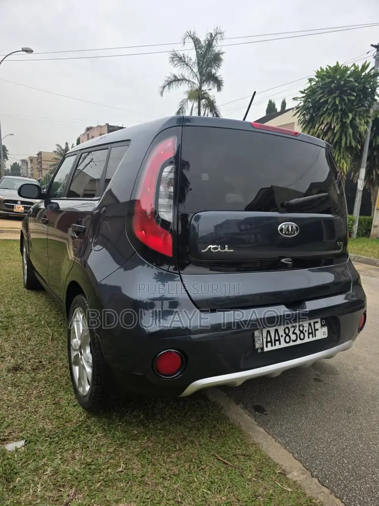 Kia Âme 2018 Gris