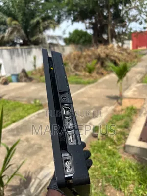 Ps4 Slim Craqué