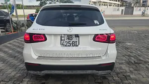 Mercedes-Benz GLC-Class 2025 Bleu