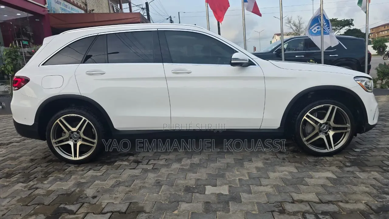 Mercedes-Benz GLC-Class 2025 Bleu