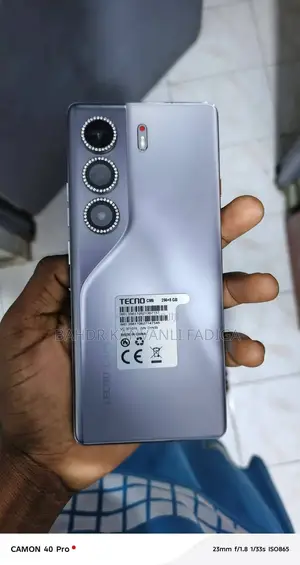 Tecno Camon 40 Pro 5G 256 GB Argenté
