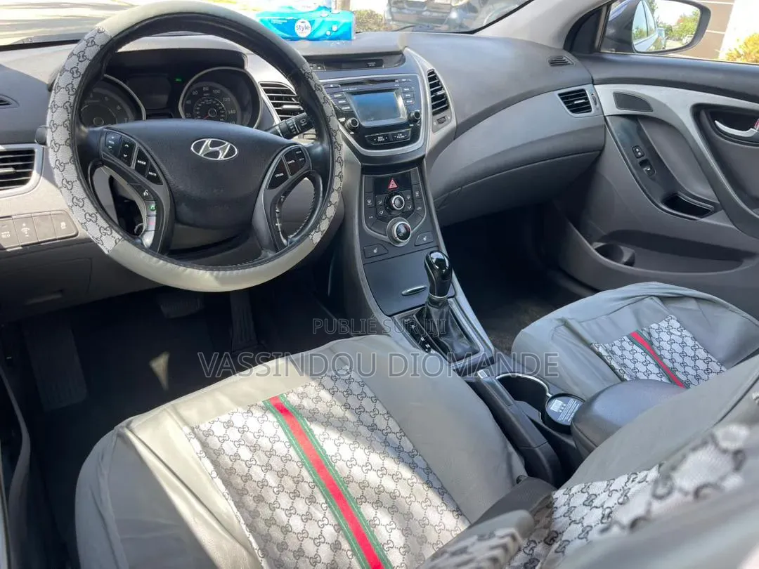 Hyundai Elantra 2015 Bleu