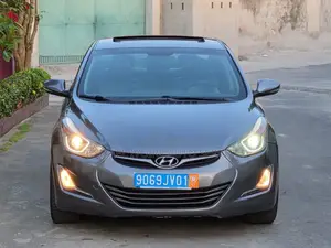 Hyundai Elantra 2016 Gris