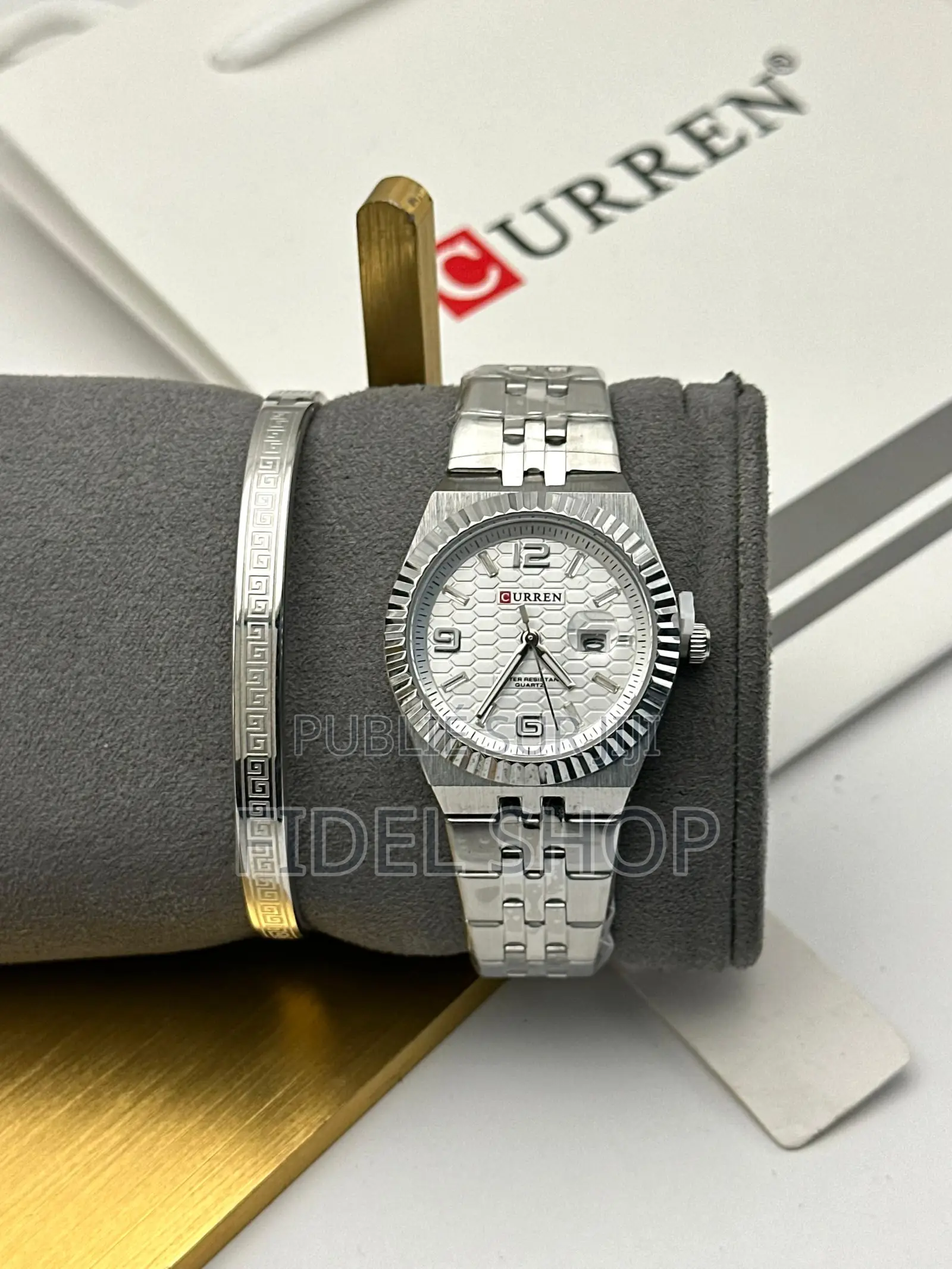 Montres Curren Dame + Bracelets
