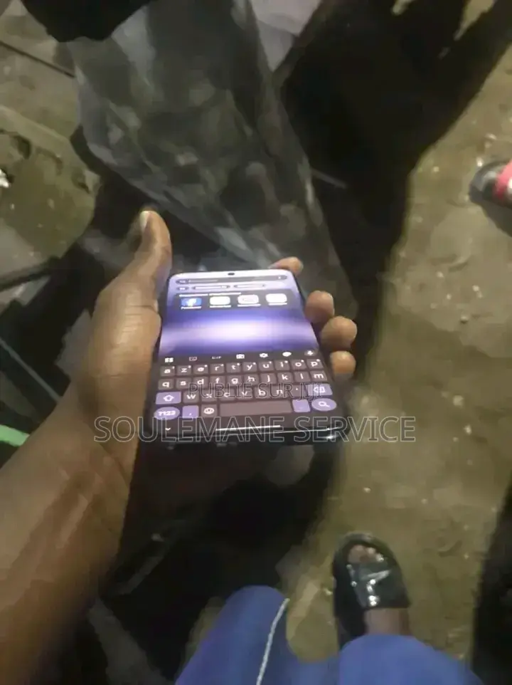 Tecno Spark 40 128 GB Noir