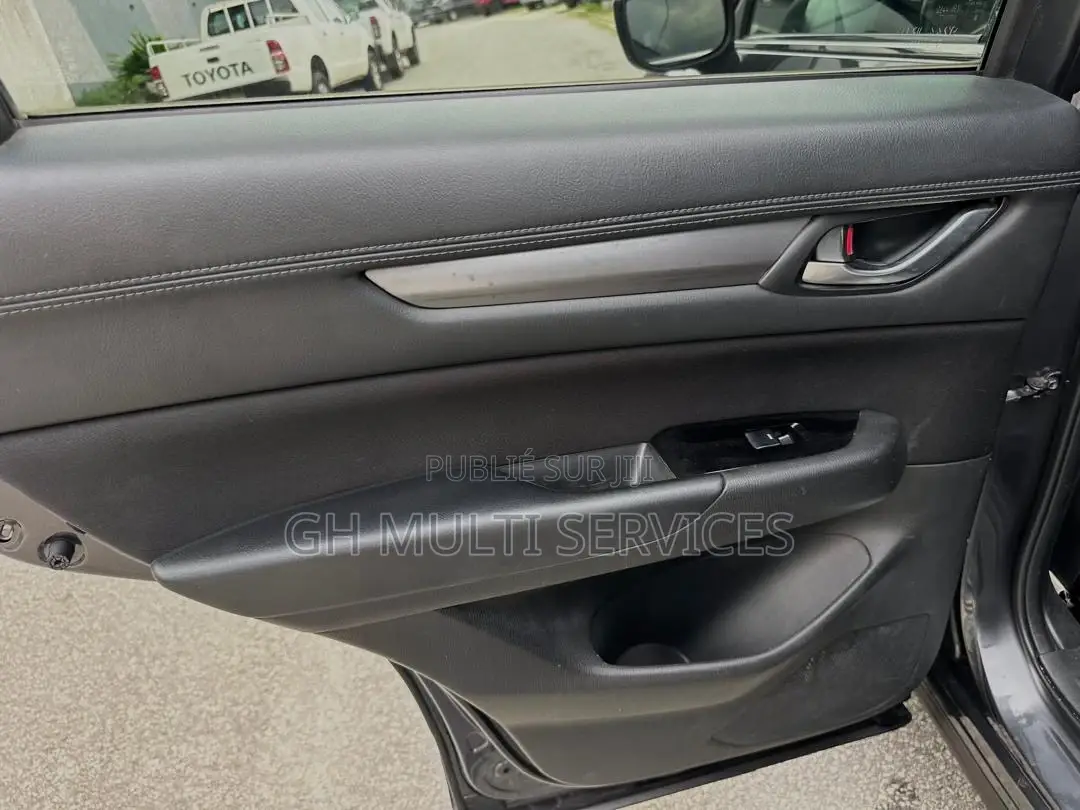 Mazda CX-5 Sport FWD 2020 Gris