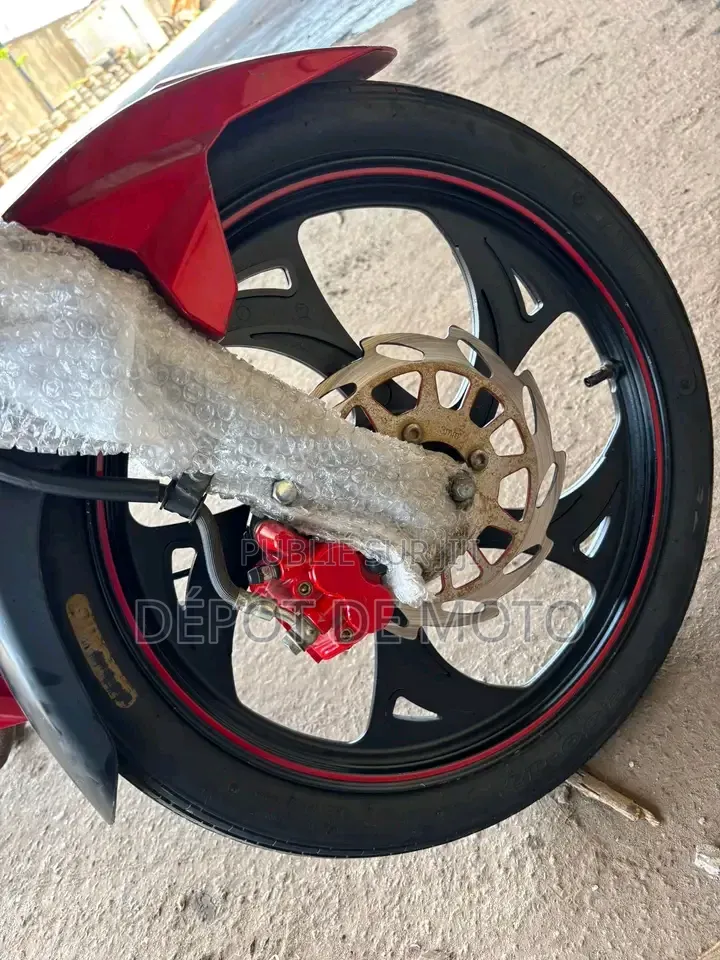 Nouveau Apsonic AP50A 2025 Rouge