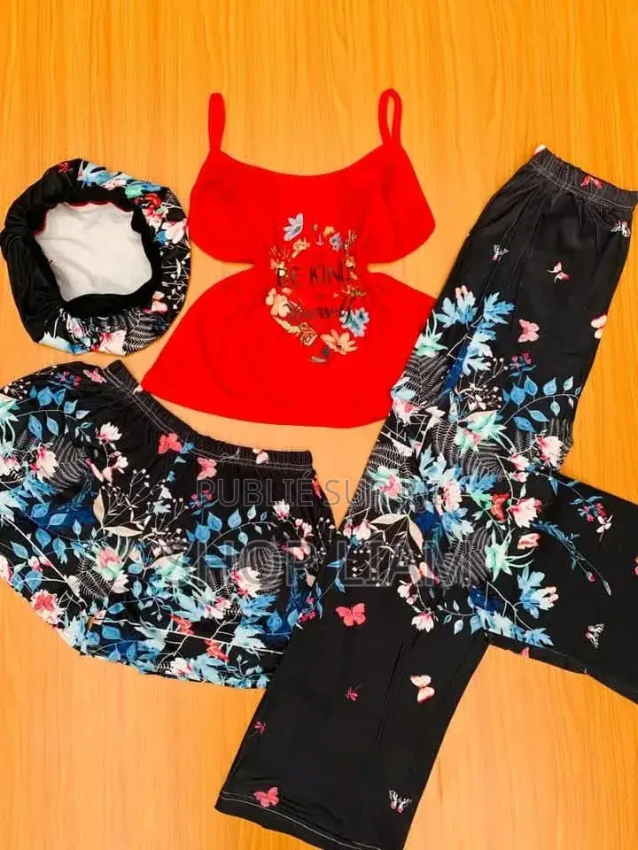 Les Vêtements De Nuit