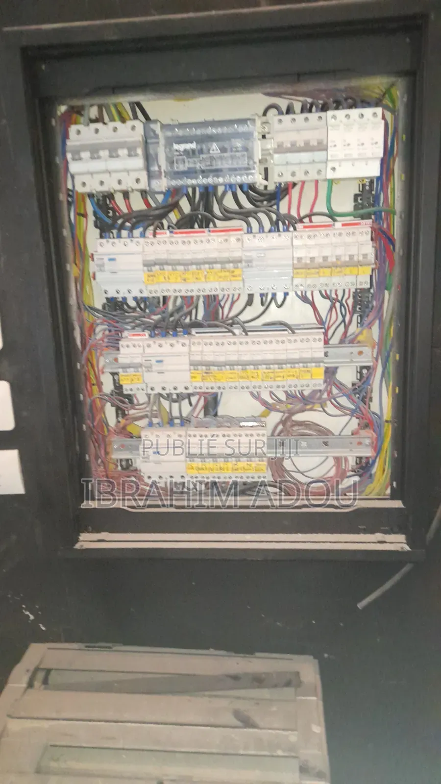 Électricien en Bâtiment