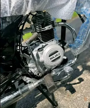 Nouveau TVS HLX 125 2024 Noir