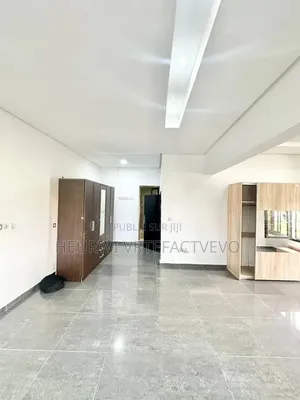 5chbre Duplex dans Cocody à Vendre