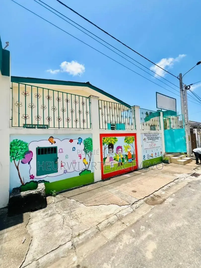 Meublé 10chbre Maison de ferme dans Yozalem, Cocody à Vendre