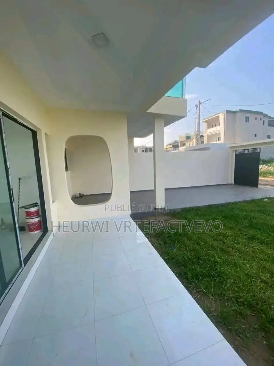 12chbre Maison de ville/terrasse dans Yozalem Business, Cocody à Vendre