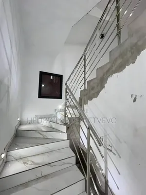 5chbre Duplex dans Cocody à Vendre