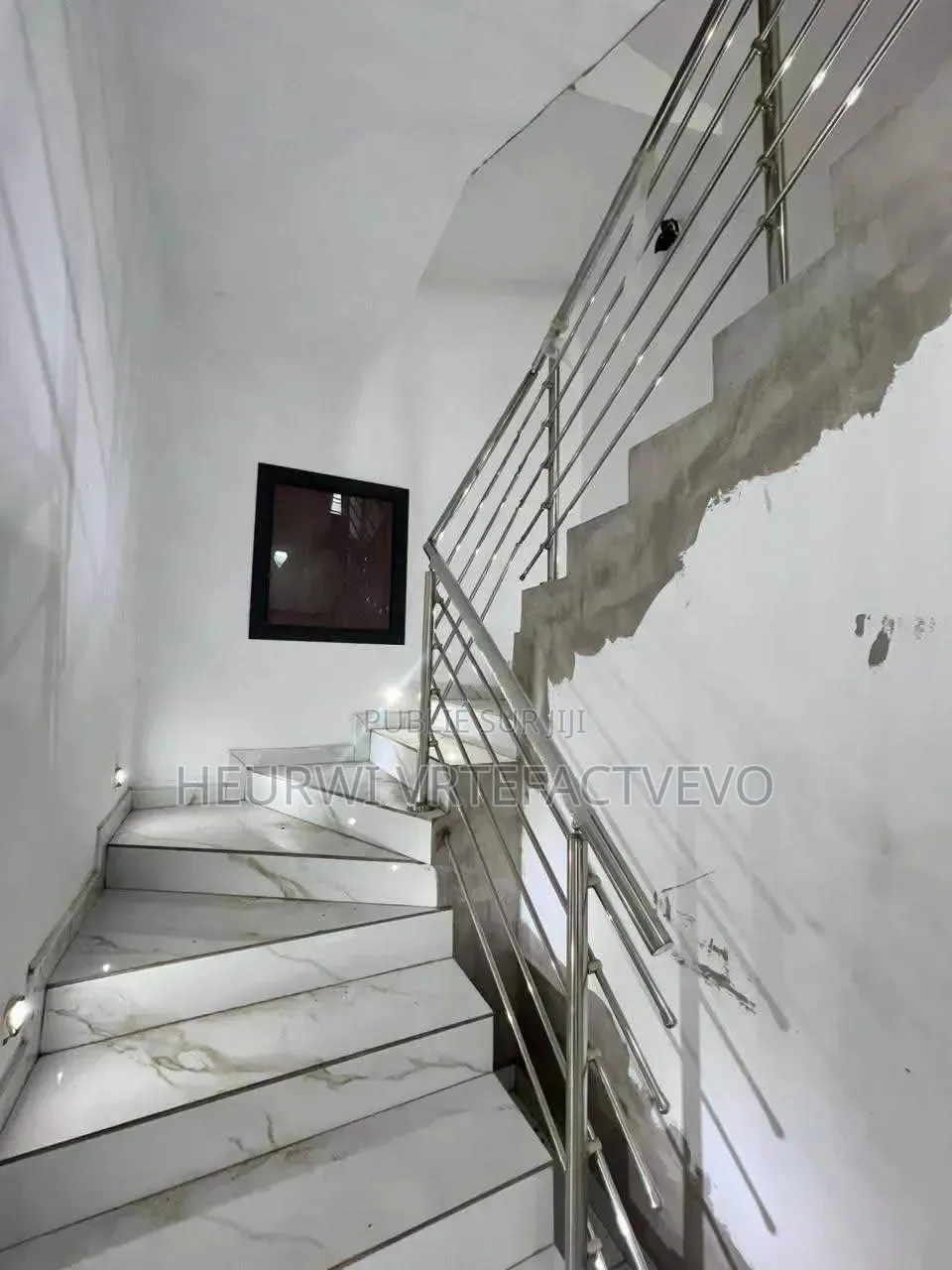 5chbre Duplex dans Cocody à Vendre