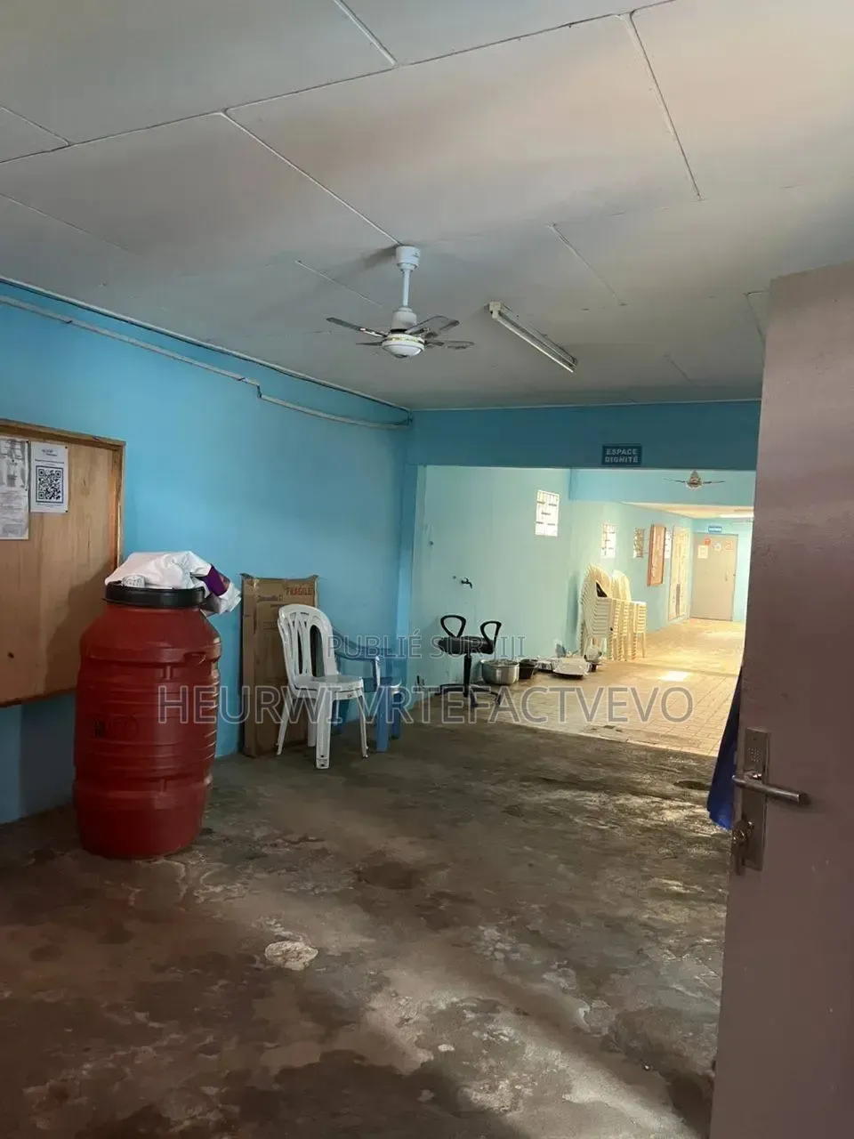 5chbre Maison de ville/terrasse dans Crèche, Cocody à Vendre