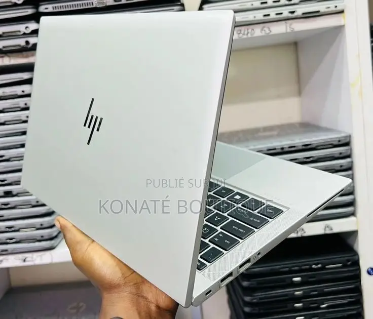 Nouveau Ordinateur de bureau HP EliteOne 1000 8GB Intel Core i5 SSD 1T