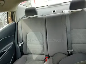 Kia Rio 2016 Gris
