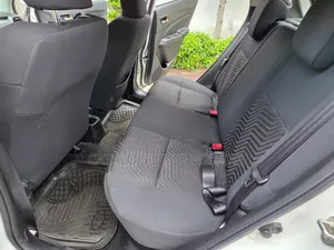 Suzuki Swift 2022 Blanc