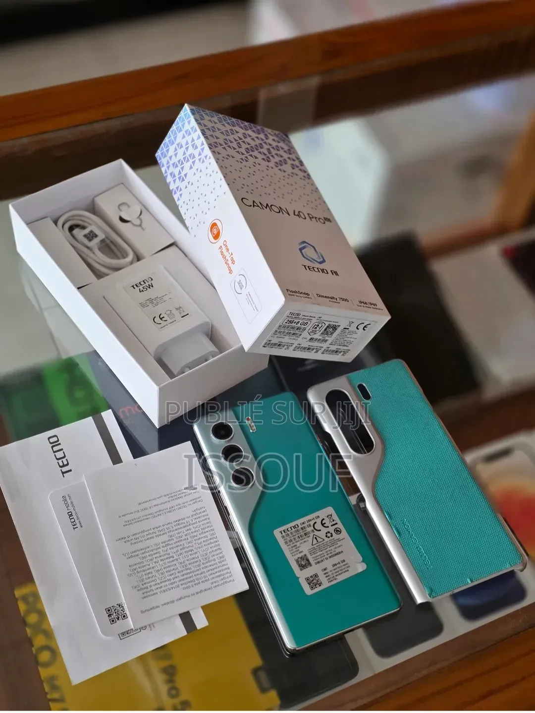 Nouveau Tecno Camon 40 Pro 4G 256 GB Autre