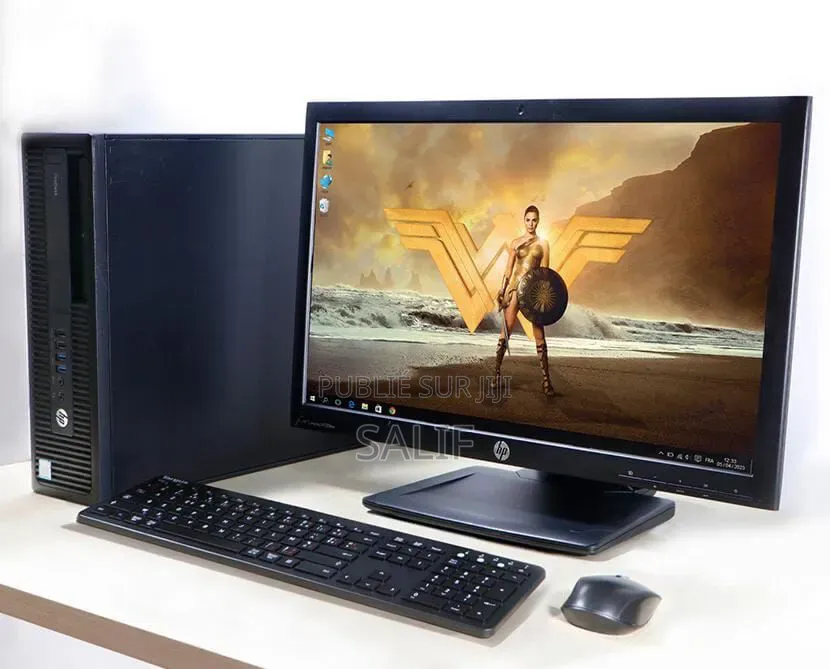 Nouveau Ordinateur de bureau HP 200 G4 4GB Intel Core i3 SSD 500GB