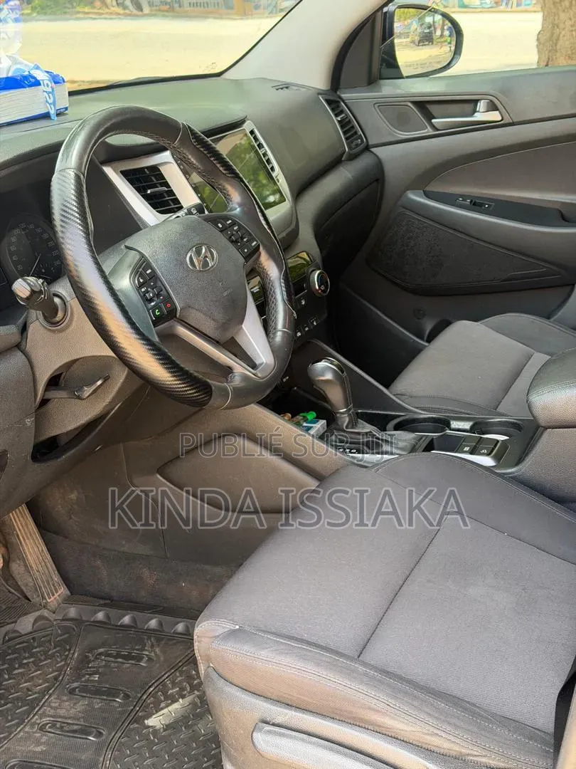 Hyundai Tucson 2018 Gris