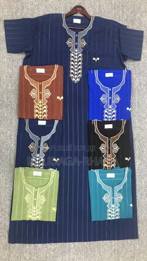 Boubou Élégance Simple Pour Tous Les Jours Et Les Grandes Occasions."
