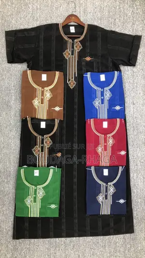 Boubou Élégance Simple Pour Tous Les Jours Et Les Grandes Occasions."