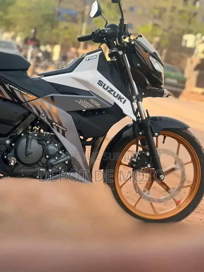 Nouveau Suzuki Autre 2026 Gris