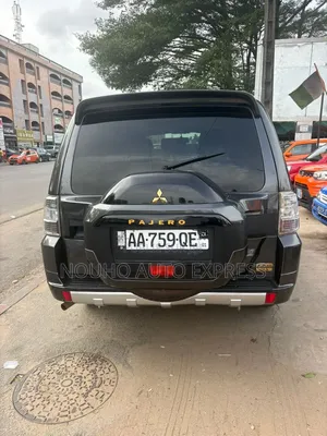 Mitsubishi Pajero 2021 Noir