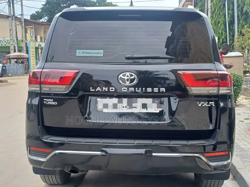 Toyota Land Cruiser Prado 2025 Noir