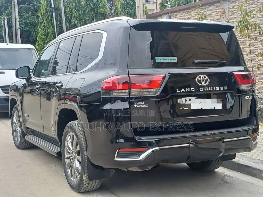 Toyota Land Cruiser Prado 2025 Noir