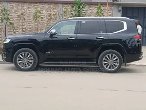 Toyota Land Cruiser Prado 2025 Noir
