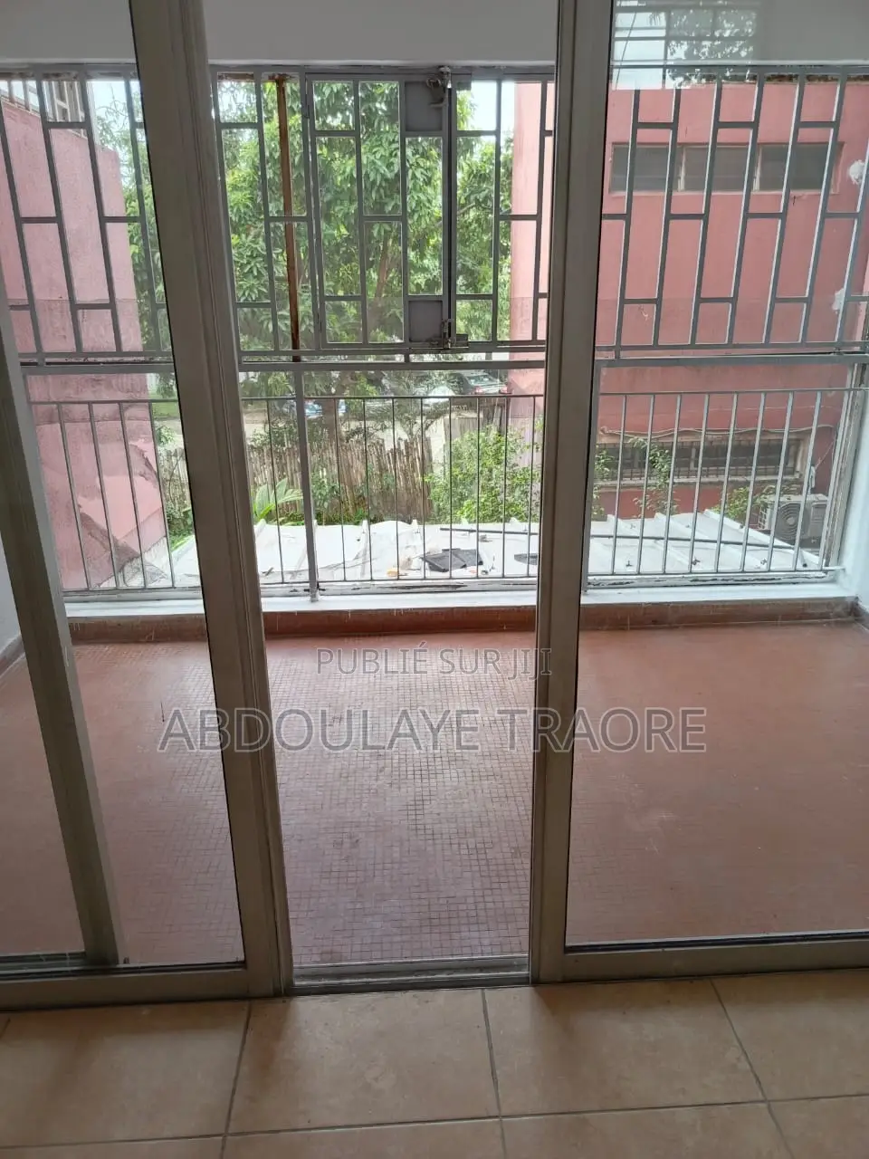 4chbre Appartement dans Cocody à Vendre