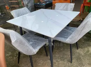 Table À Manger