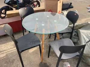 Table À Manger