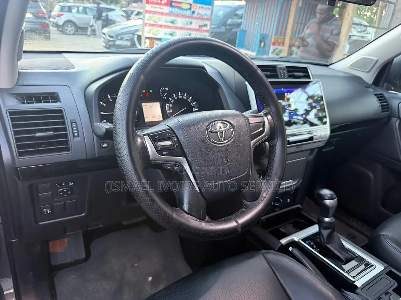 Toyota Land Cruiser Prado 2022 Gris