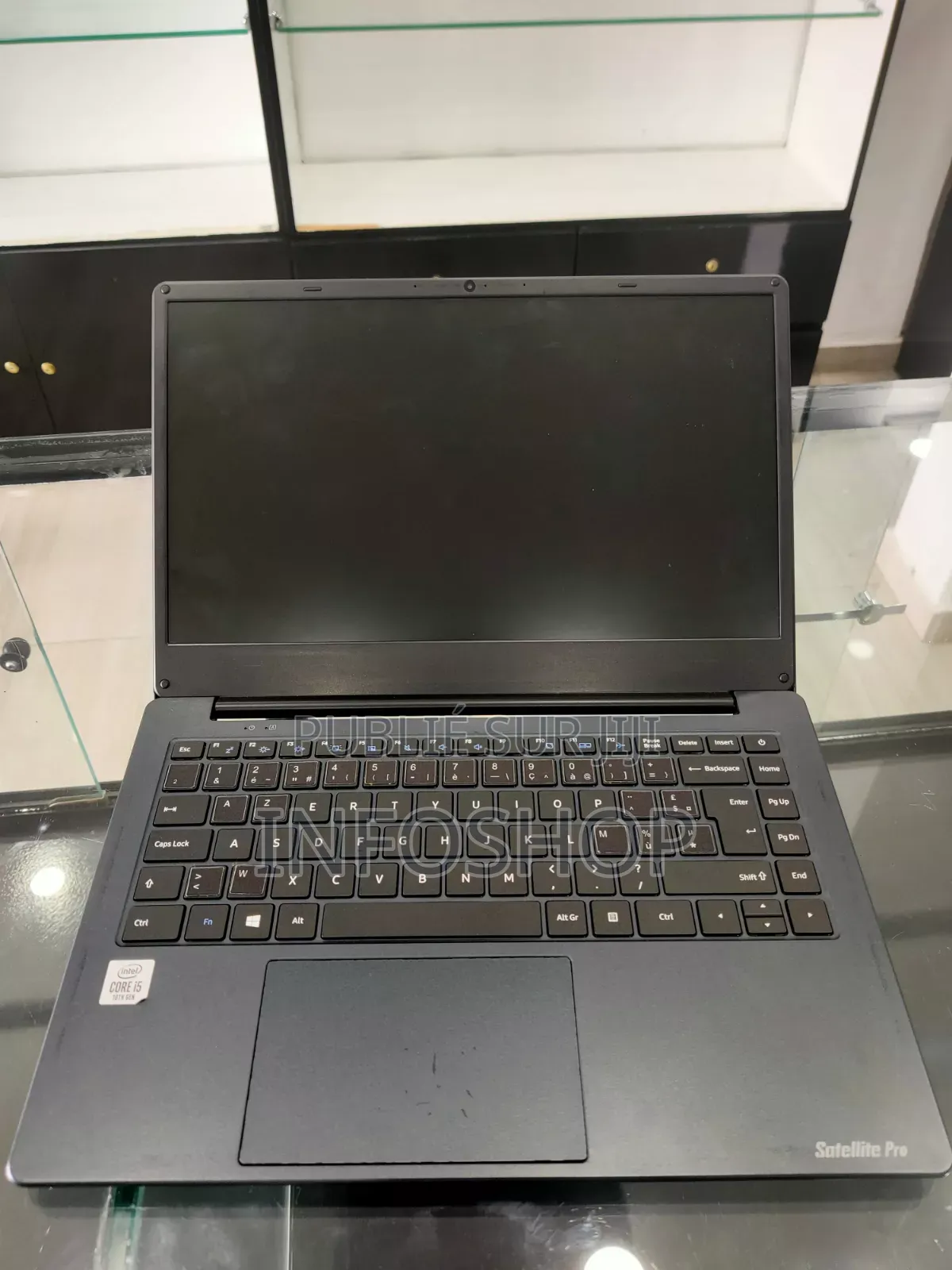 Nouveau Toshiba Dynabook t552 8GB Intel Core i5 SSD 256GB