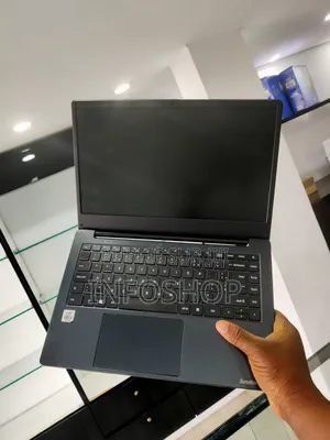 Nouveau Toshiba Dynabook t552 8GB Intel Core i5 SSD 256GB