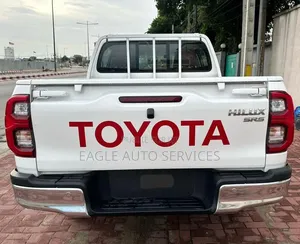 Nouveau Toyota Hilux 2025 Blanc
