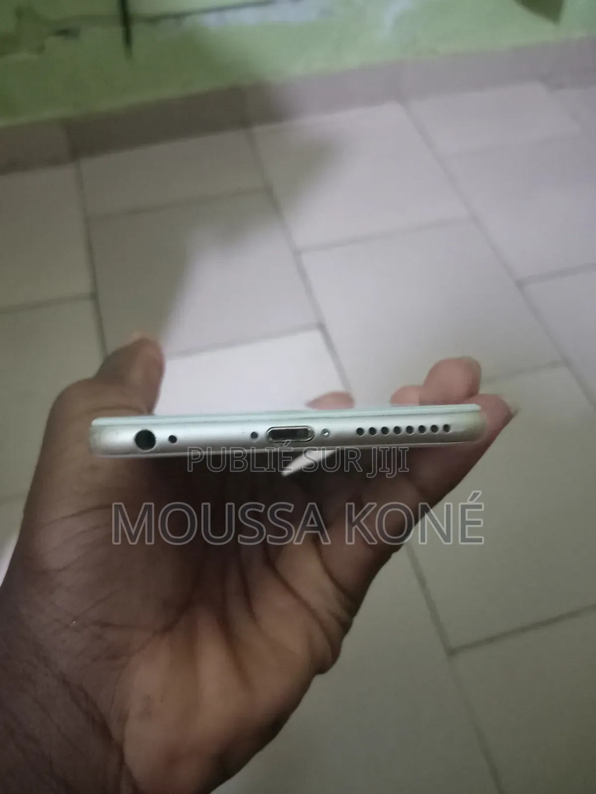 Apple iPhone 6 Plus 16 GB Doré