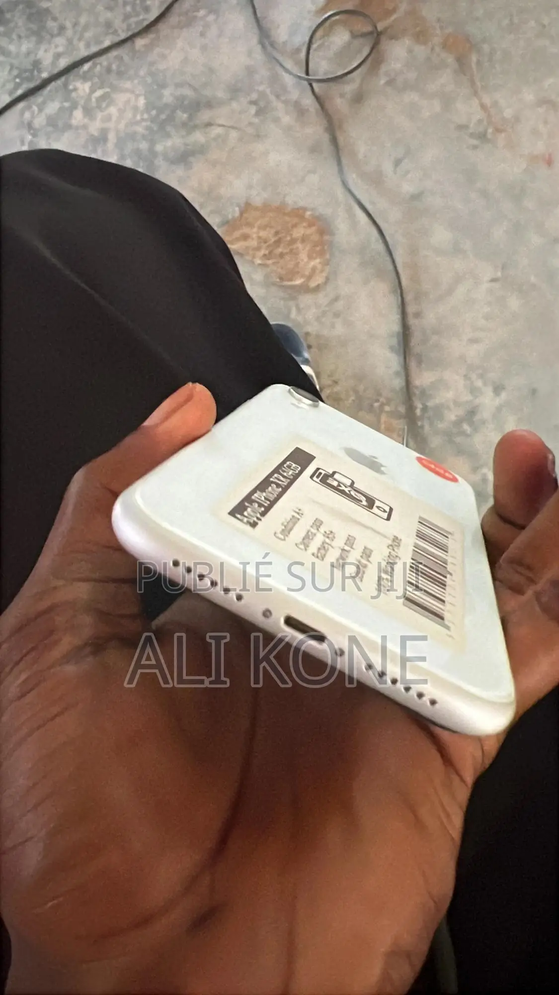 Nouveau Apple iPhone XR 128 GB Blanc