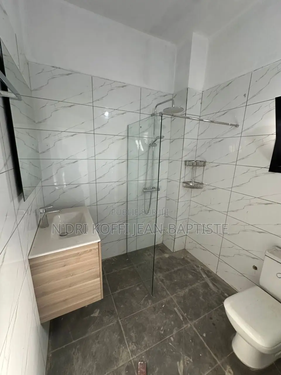 4chbre Duplex dans Jean Baptiste, Cocody à Louer
