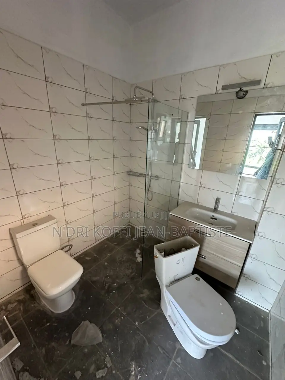 4chbre Duplex dans Jean Baptiste, Cocody à Louer