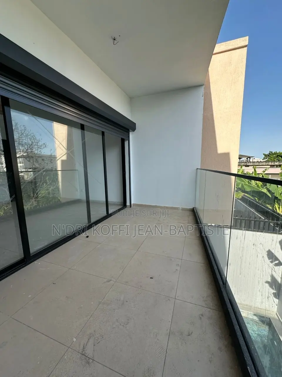 4chbre Duplex dans Jean Baptiste, Cocody à Louer