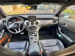 Mercedes-Benz CLA-Class 2016 Gris