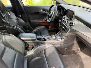 Mercedes-Benz CLA-Class 2016 Gris