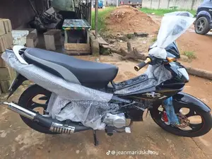 Nouveau KTM Duke 125 2021 Blanc