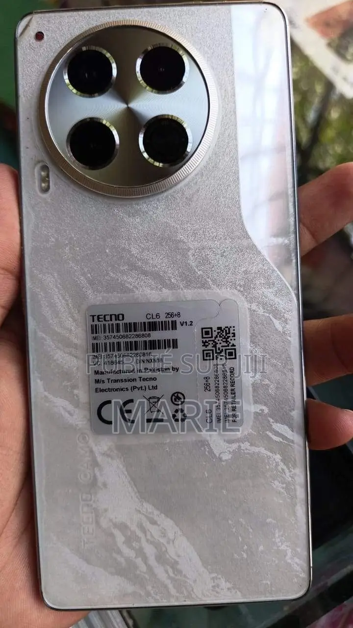 Nouveau Tecno Camon 30 256 GB Noir
