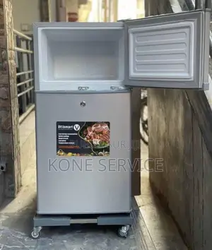 Réfrigérateur 2 Portes Compact (Congélateur en Haut)